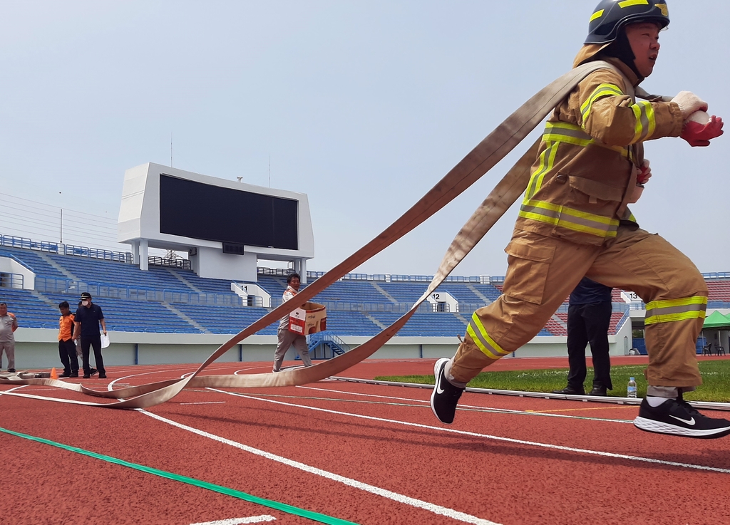 젖 먹던 힘까지 충남의용소방대 소방기술경연대회