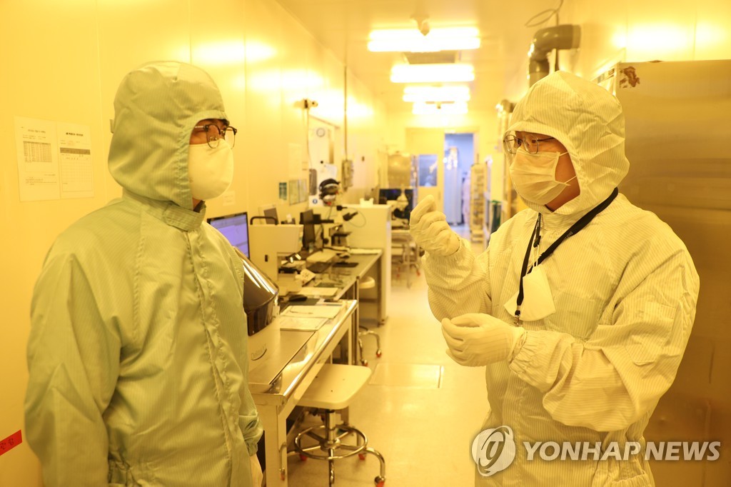 중기부, 서울대와 11월 시스템반도체 전문인력 채용박람회