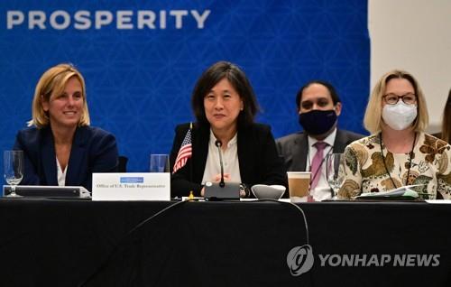 USTR 대표, 대중국 관세 인하 질문에 
