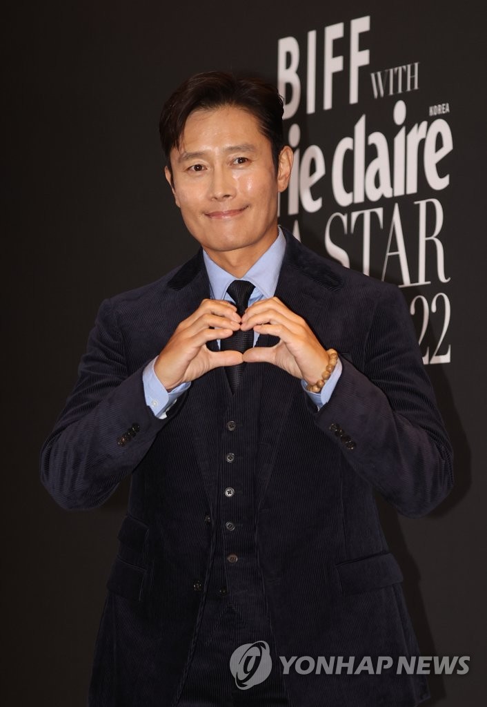 아시아스타 어워즈 참석한 이병헌