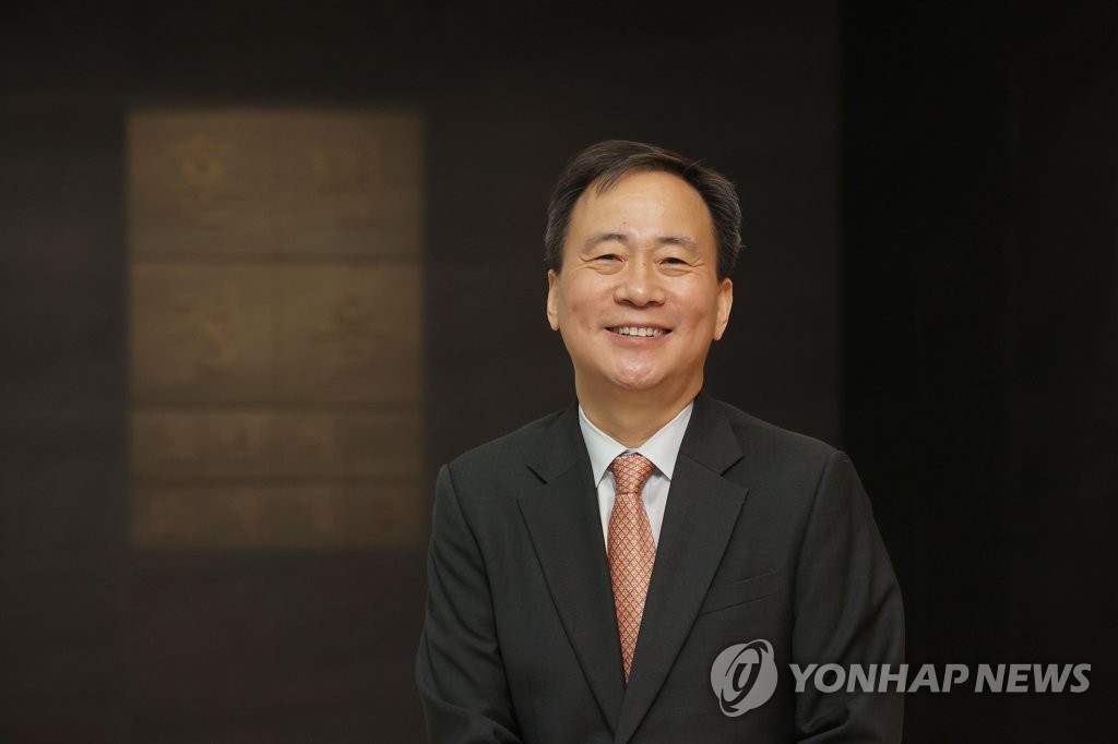 미소 보이는 김영수 관장