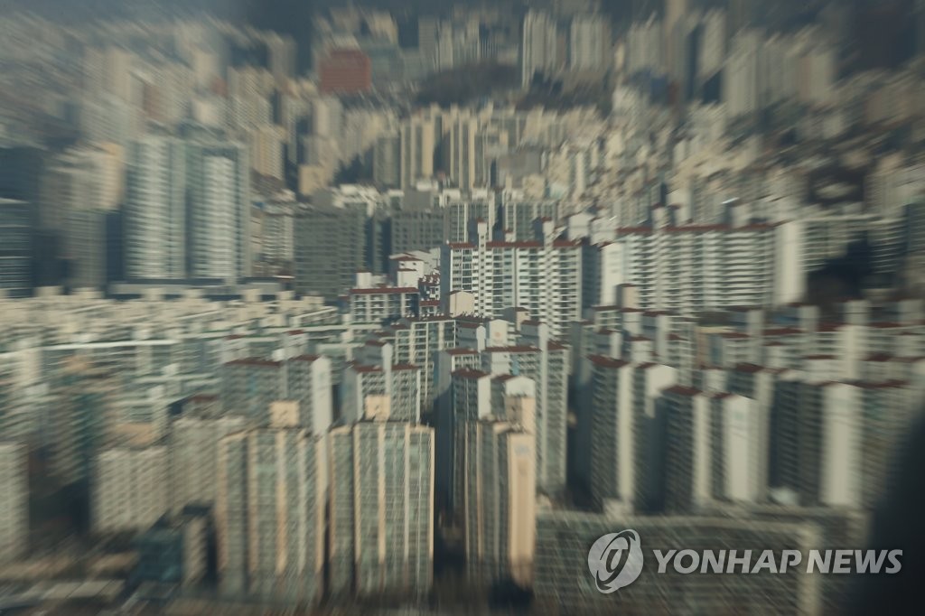 고금리·고물가…서울 아파트 매수심리 1년 넘게 기준선 밑돌아