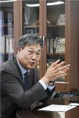정문헌 종로구청장 대학로 주말 차 없는 거리 추진