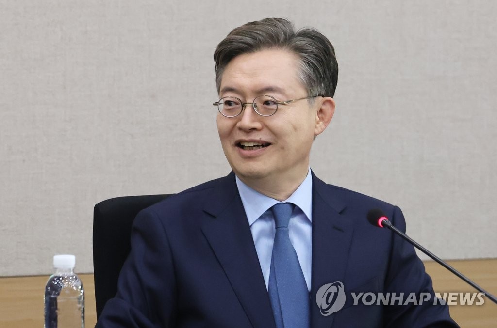 인사말 하는 황준국 주유엔대사