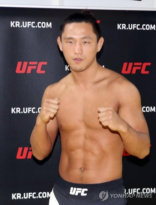 하반신 마비된 전 UFC 선수 김동현 