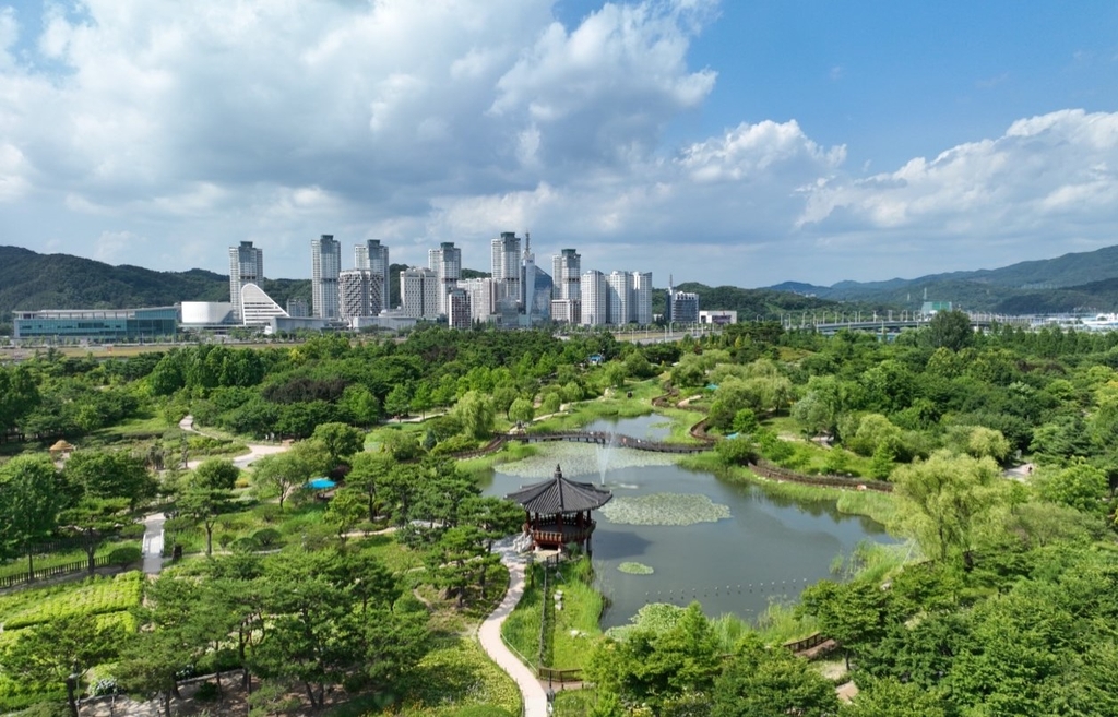 [대전소식] 한밭수목원 7∼8월 주말·휴일 밤 11시까지 개방