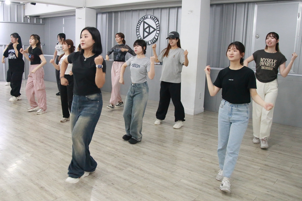 한국서 K팝 댄스 문화체험 일본 대학생들 아이돌 좋아해요