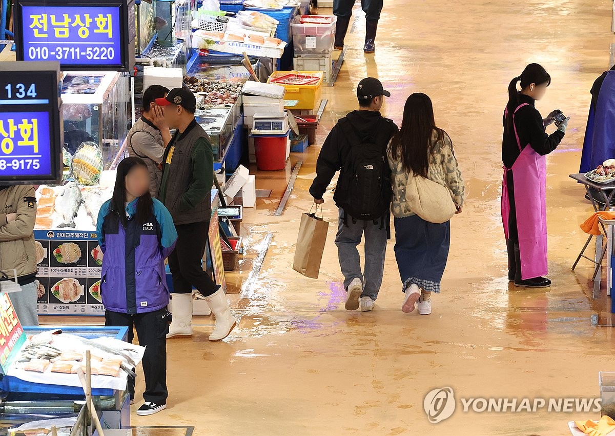 오염수 2차 방류 노량진수산시장 점심시간