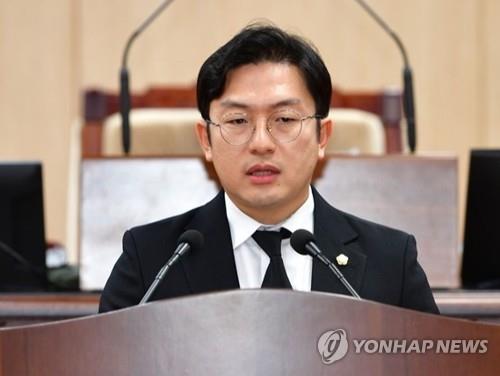 한재학 청주시의원 일신상 이유 의원직 사직
