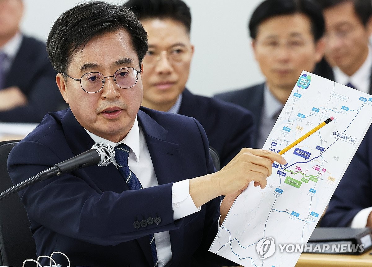 서울-양평 고속도로 관련 답변하는 김동연 경기지사
