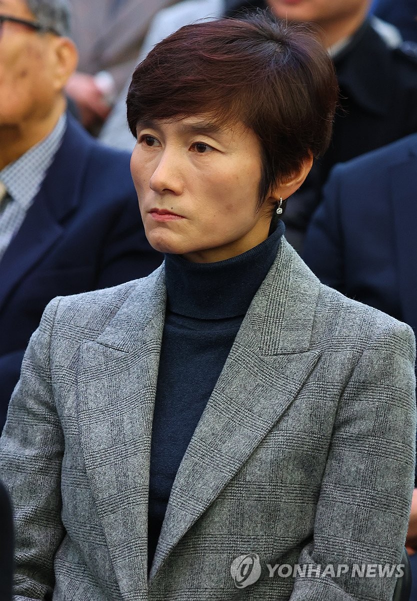 올림픽회관 재개관식 참석한 현정화 감독