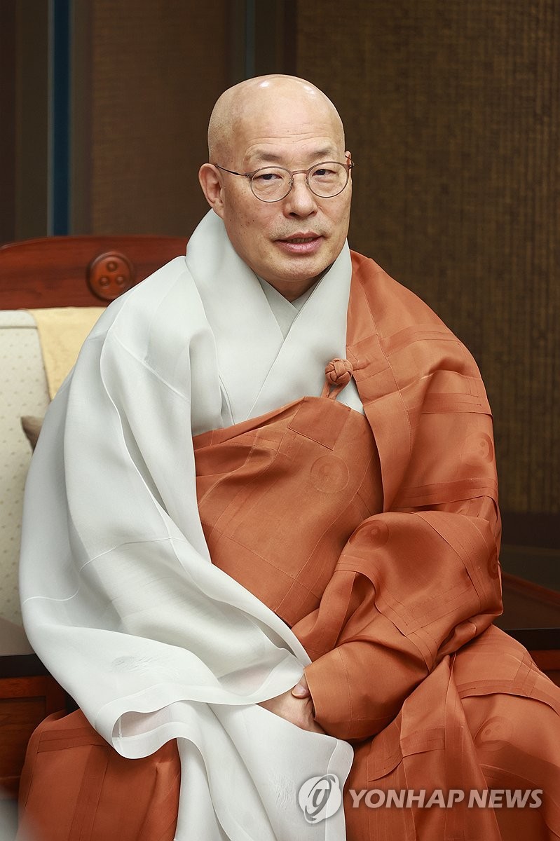 발언하는 총무원장 진우스님