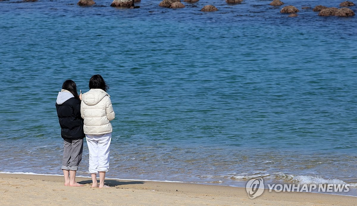 봄기운 가득한 강릉 강문해변