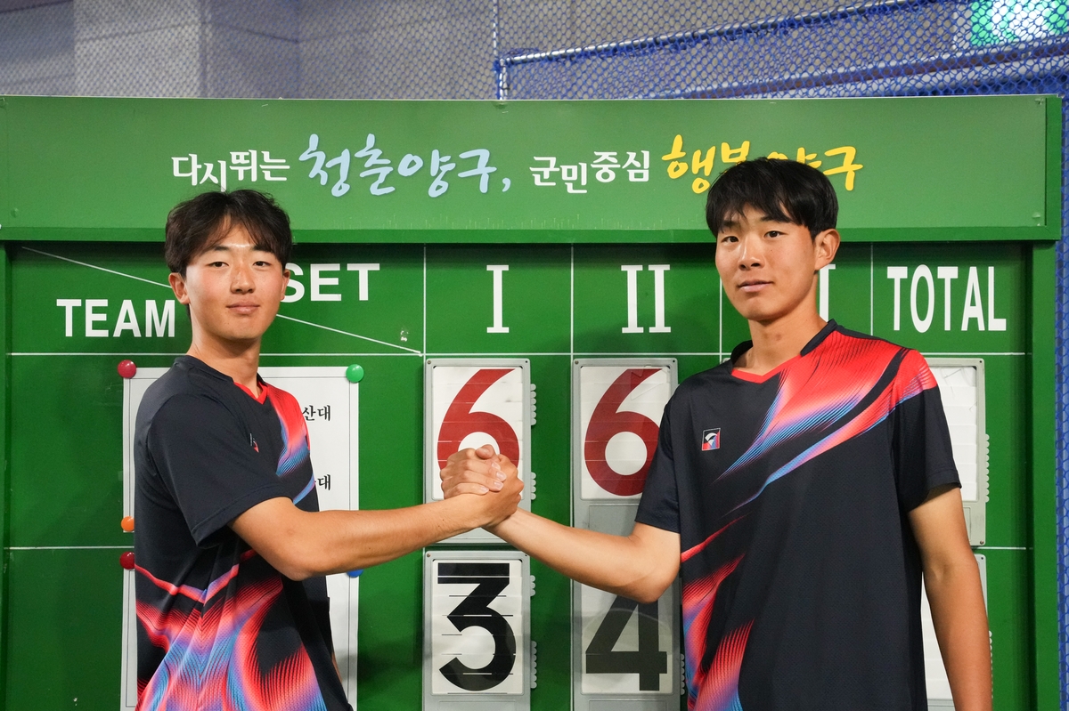 안석희-안석 형제, 종별테니스대회 남대부 복식 우승 합작