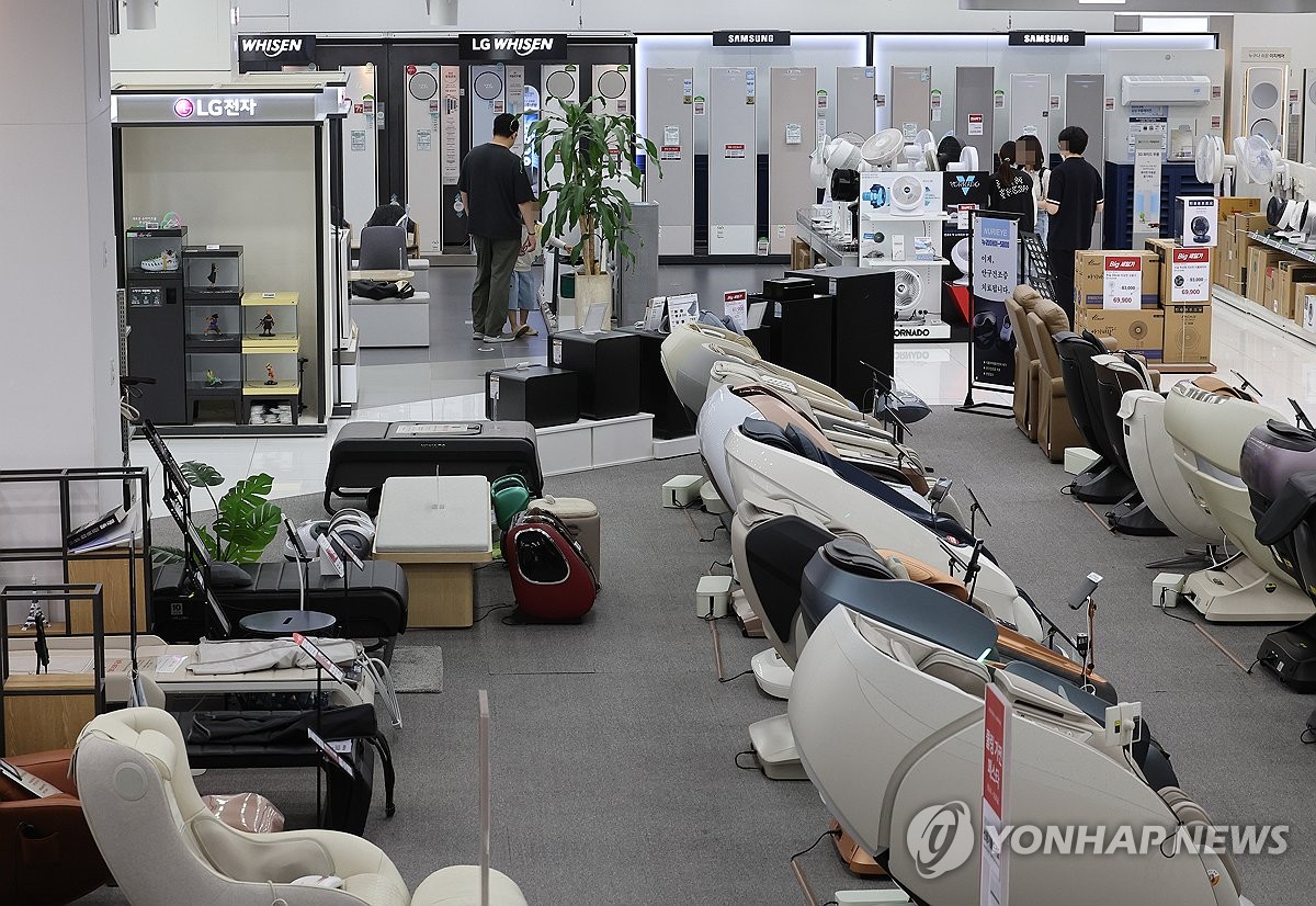 하이마트·전자랜드 매장 160개 사라져…점포 재단장