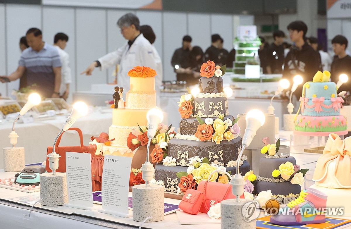 화려한 제과 작품
