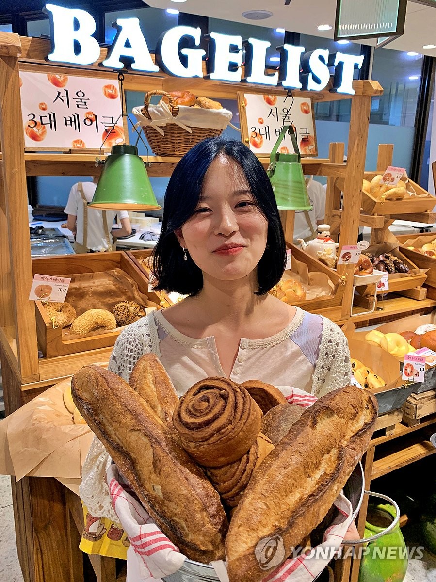 롯데백화점, 베이글리스트X라크루뜨 서울 릴레이 팝업행사 진행