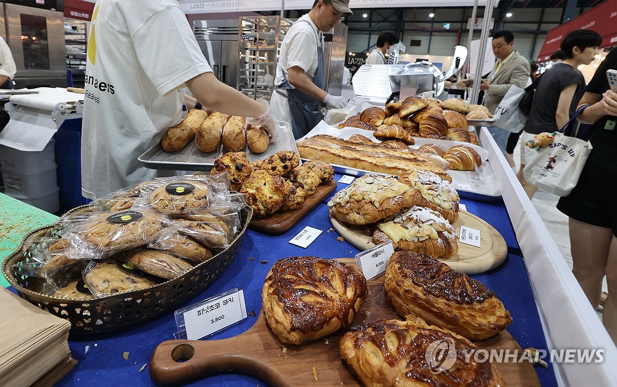 갓 구운 빵 냄새가 가득