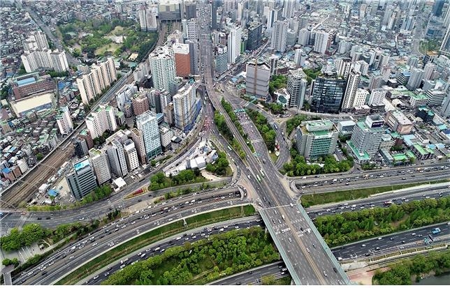 사고 다발 영등포로터리 고가차도 철거…25일 밤부터 진입통제