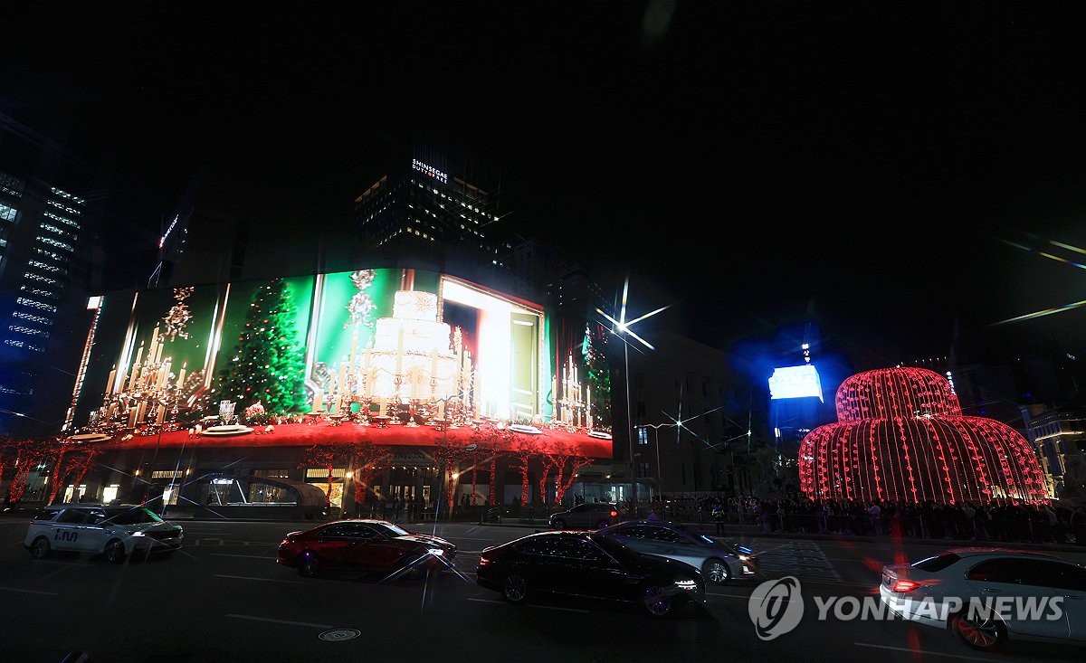 신세계백화점 크리스마스 사이니지 영상 공개