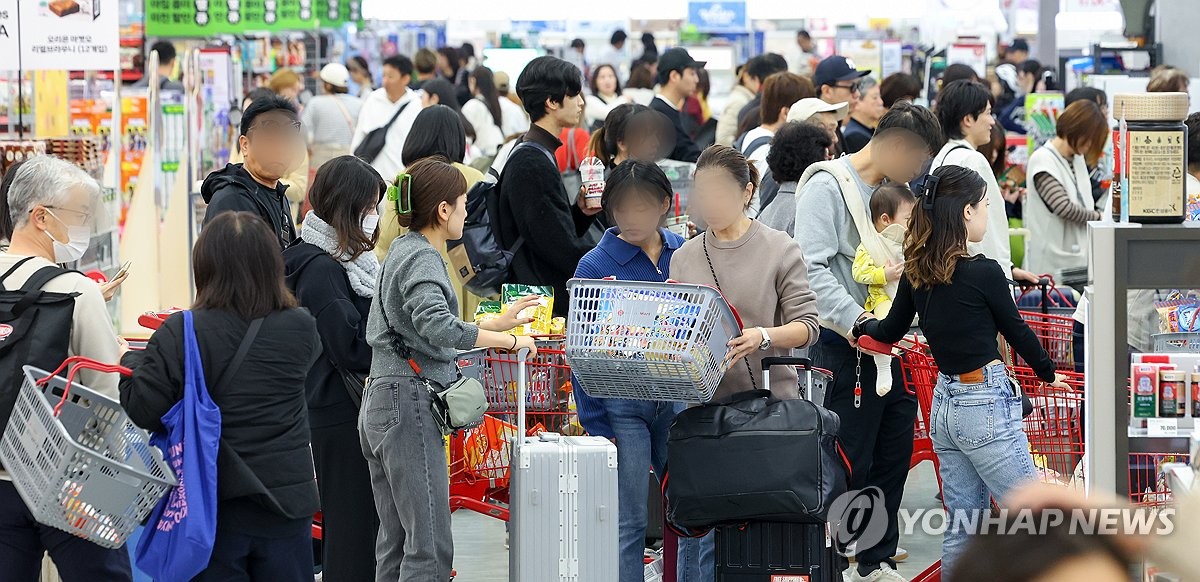 롯데마트 쇼핑행사 땡큐절, 주말에도 손님들로 북적