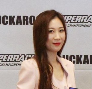 의류·화장품 오너가 딸들도 부모찬스…경영점수는 글쎄