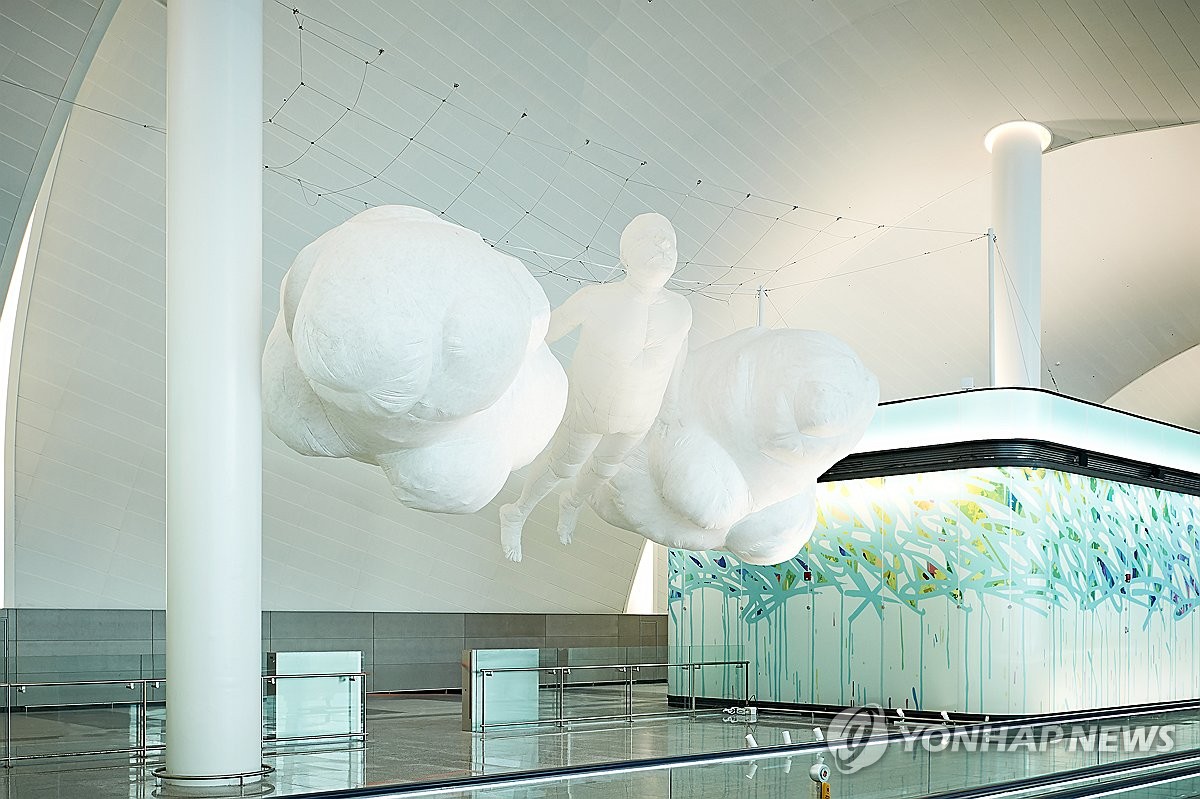 인천공항, 제2터미널 탑승구역 아트윙 전시