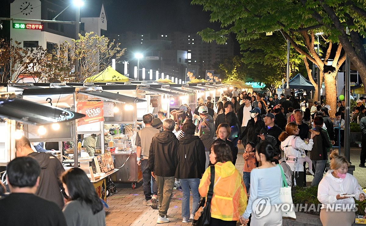 이제 강릉시 대표 야간관광 명소는? 월화거리 야시장