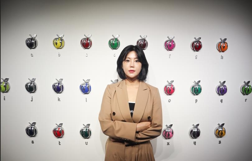 솔비, 미술 전시로 온라인 괴롭힘 심각성 알린다