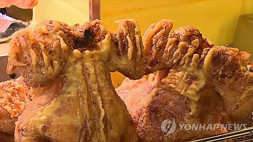 새벽에 치킨집 몰래 들어가 통닭 2마리 직접 튀겨 훔친 절도범