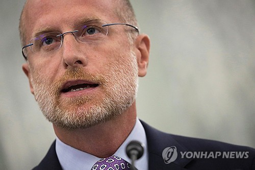 트럼프, 미국 넘어 프랑스 기업까지 DEI 안돼 으름장