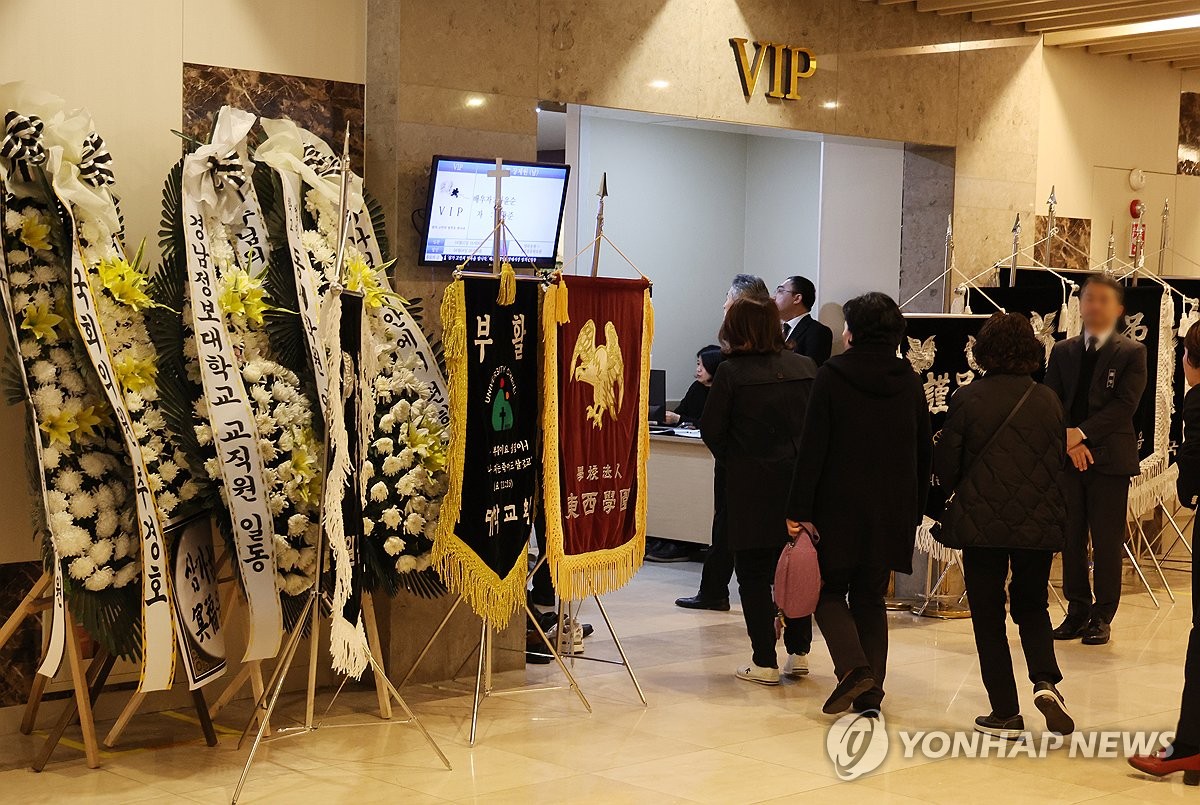 고 장제원 전 국회의원 빈소 조문객들
