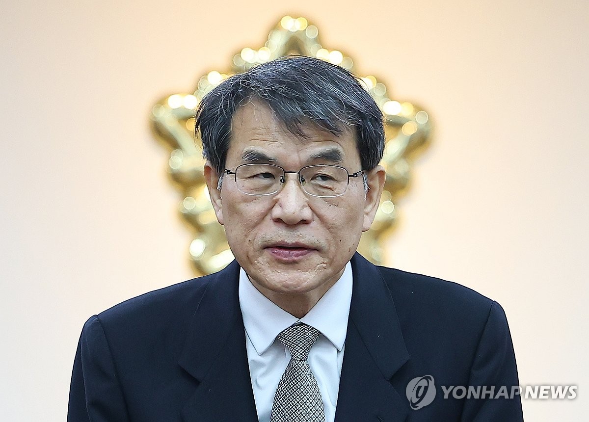 노태악 중안선관위원장, 조기 대선 계획 논의 위한 전체회의 참석