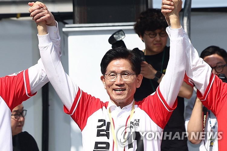 김문수, PK 표밭갈이…항공·원전기업 찾아 과학기술 대통령(종합)