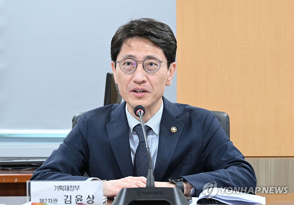 김윤상 차관, 한국식품산업클러스터 현장 방문