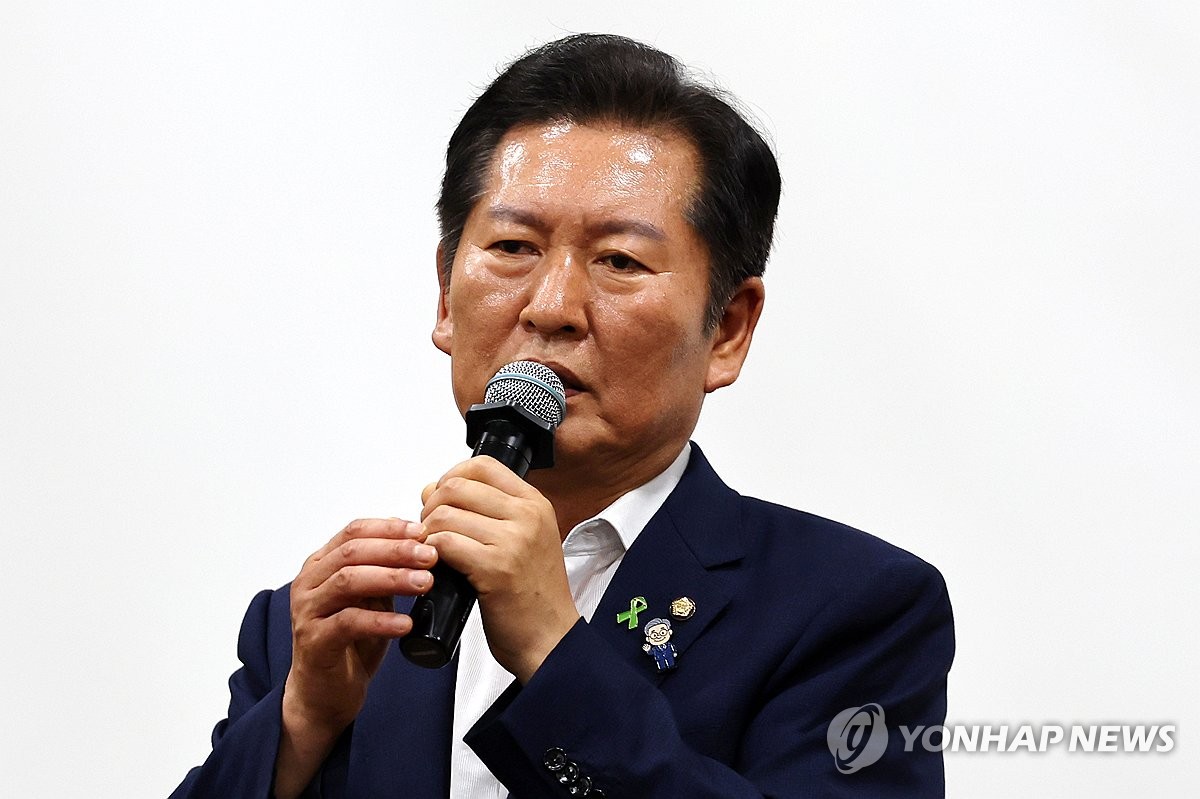 발언하는 정청래 대표 관련자료 2