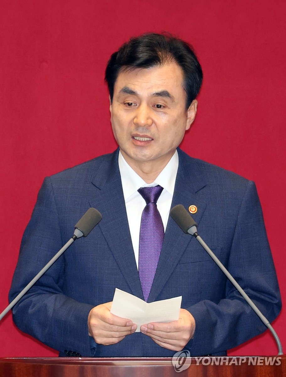 인사말하는 안규백 국방부 장관