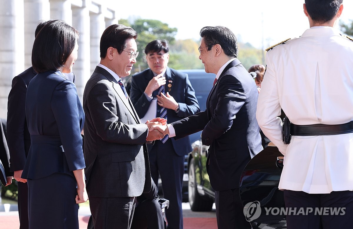 이재명 대통령 싱가포르 방문 관련자료 3