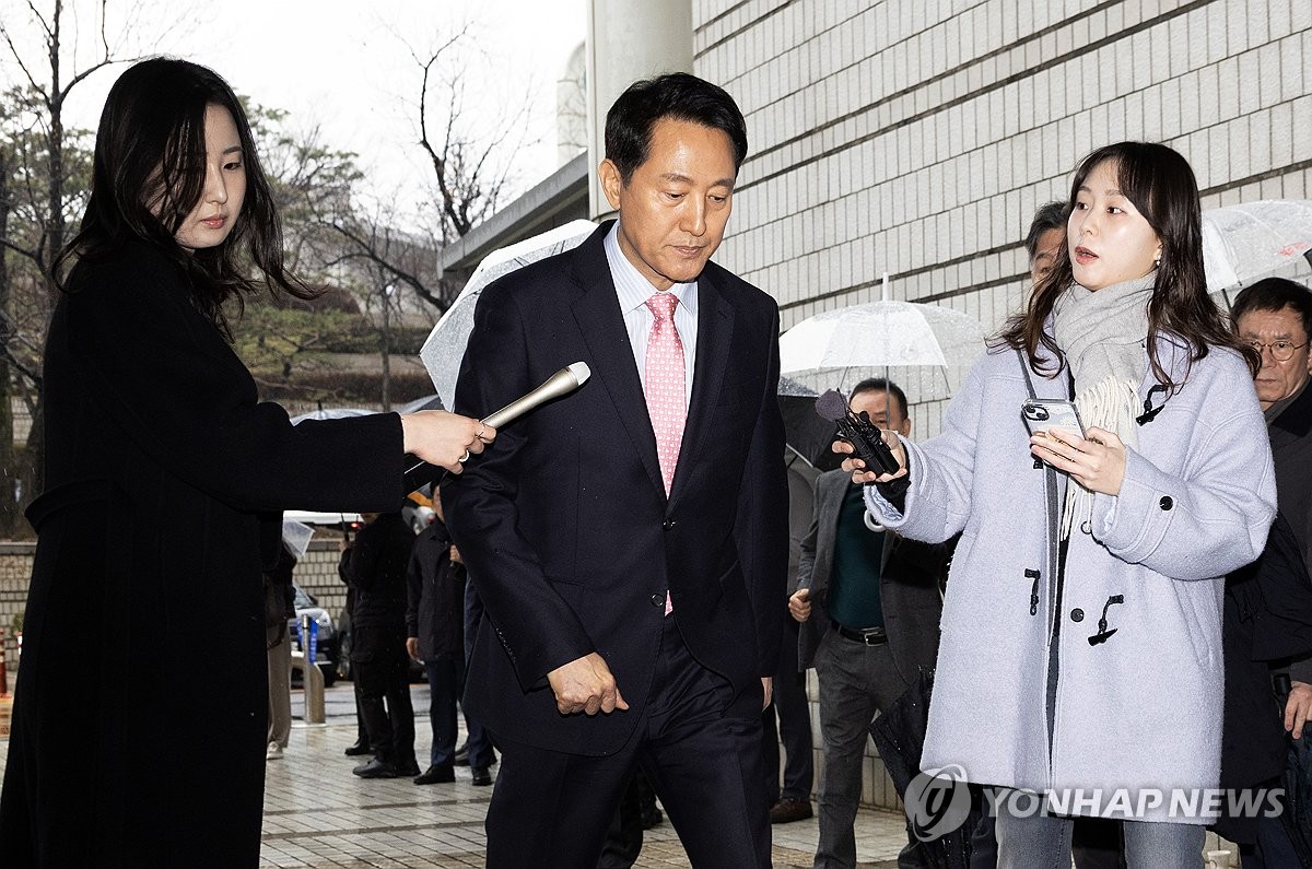 법정 향하는 오세훈 시장