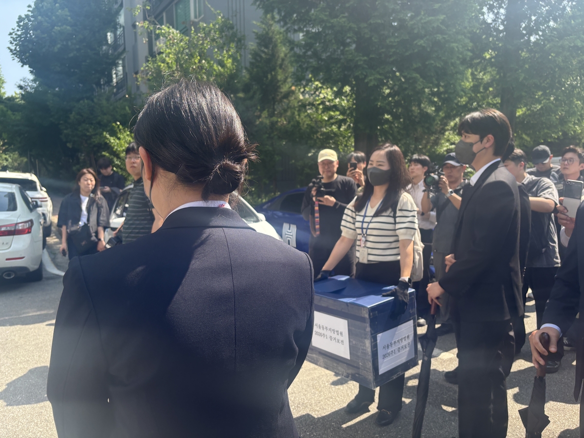 다시 경로당 된 잠실투표소…증거보전 시작했지만 '빈손' 가능성