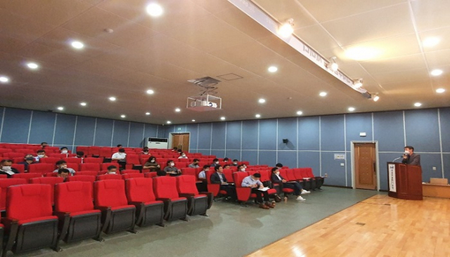 군산고용위기지원센터, 자동차대체부품산업 세미나 개최