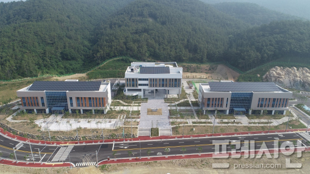 경남마산 로봇랜드는 놀이동산 외 다른 연구센터도 있다