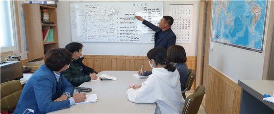 완도 수산업계 대부 이병천 아라온영어조합법인 대표