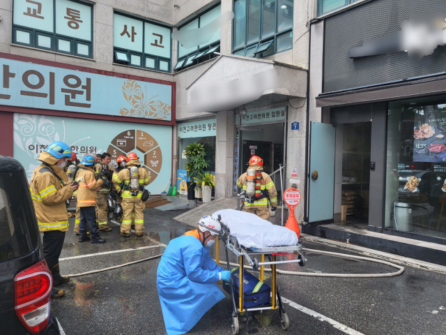 [종합] 이천시 관고동 상가 화재…환자·간호사 등 5명 참변