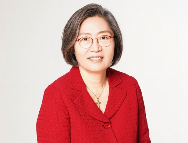 이수정 빨간 옷 입으면 사람들이 무서워하더라…빙하에 헤딩하고 있다