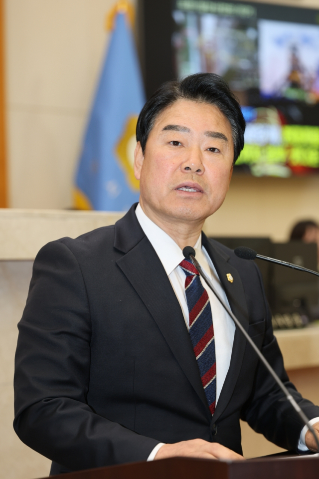 안병국 포항시의원, 학산천 복원사업 교량 변경 문제 질타