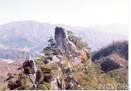 단풍의 명산 운악산으로