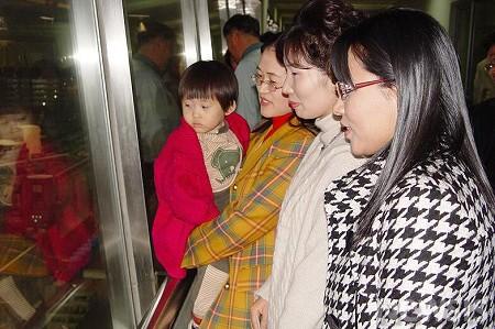 보해, 배우자초청 장성공장 견학