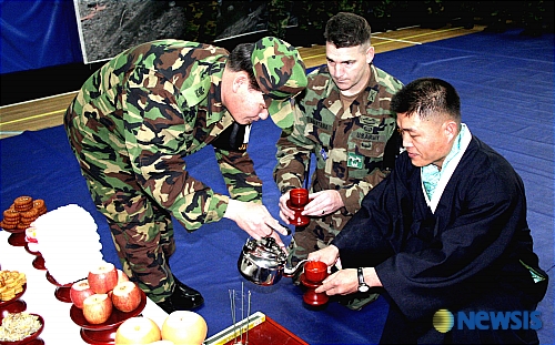JSA 대대 한ㆍ미 장병, 설날 맞아 합동차례