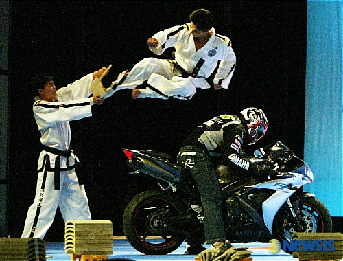 멋진 공중 격파